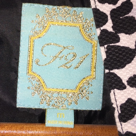 Leopard Blazer - Picture 2 of 3